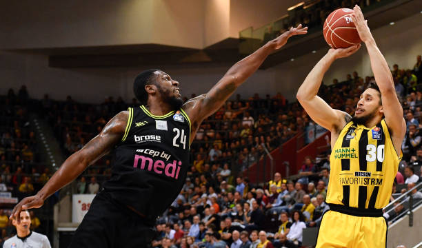 在面对巴黎 在面对巴黎